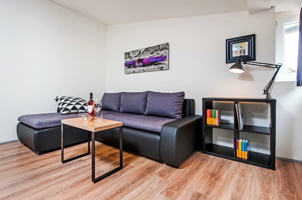 Lakovich Sea View Apartments Rovinj Bagian luar foto