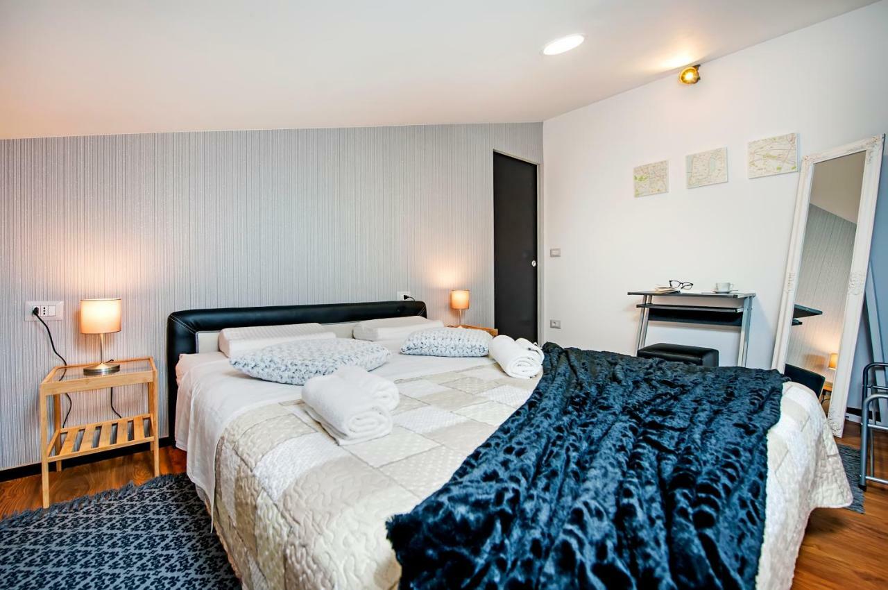 Lakovich Sea View Apartments Rovinj Bagian luar foto
