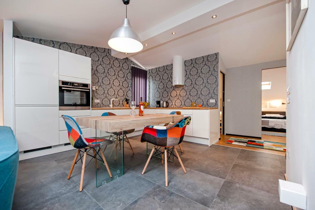 Lakovich Sea View Apartments Rovinj Bagian luar foto