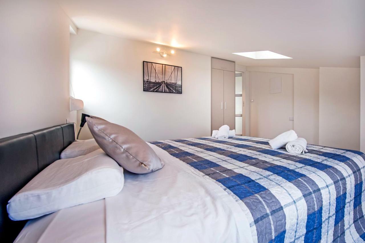 Lakovich Sea View Apartments Rovinj Bagian luar foto